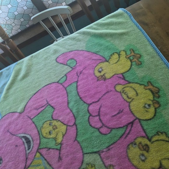 San Marcos Barney Blanket - Picture 8 of 14